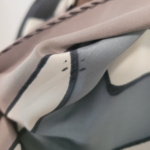 Vintage 90's Silk Scarf by Besley's of Chicago - Picture 4 of 5